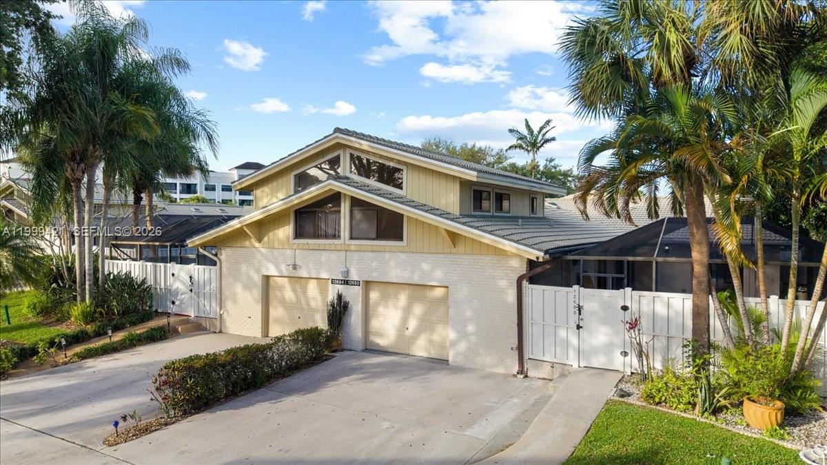 WESTWOOD LAKES 4 WESTWOOD - Residential