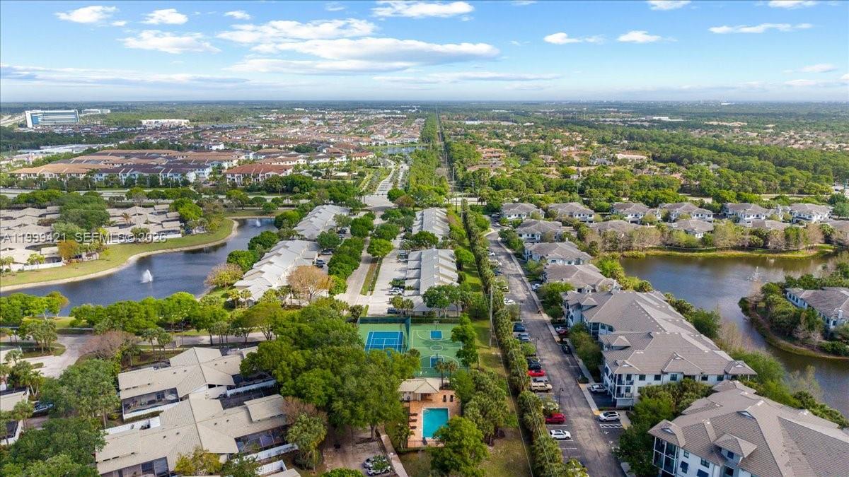 WESTWOOD LAKES 4 WESTWOOD - Residential