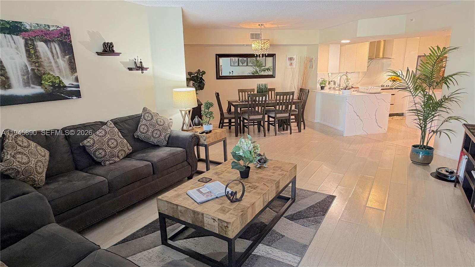 WELDON CONDOMINIUM F - Residential