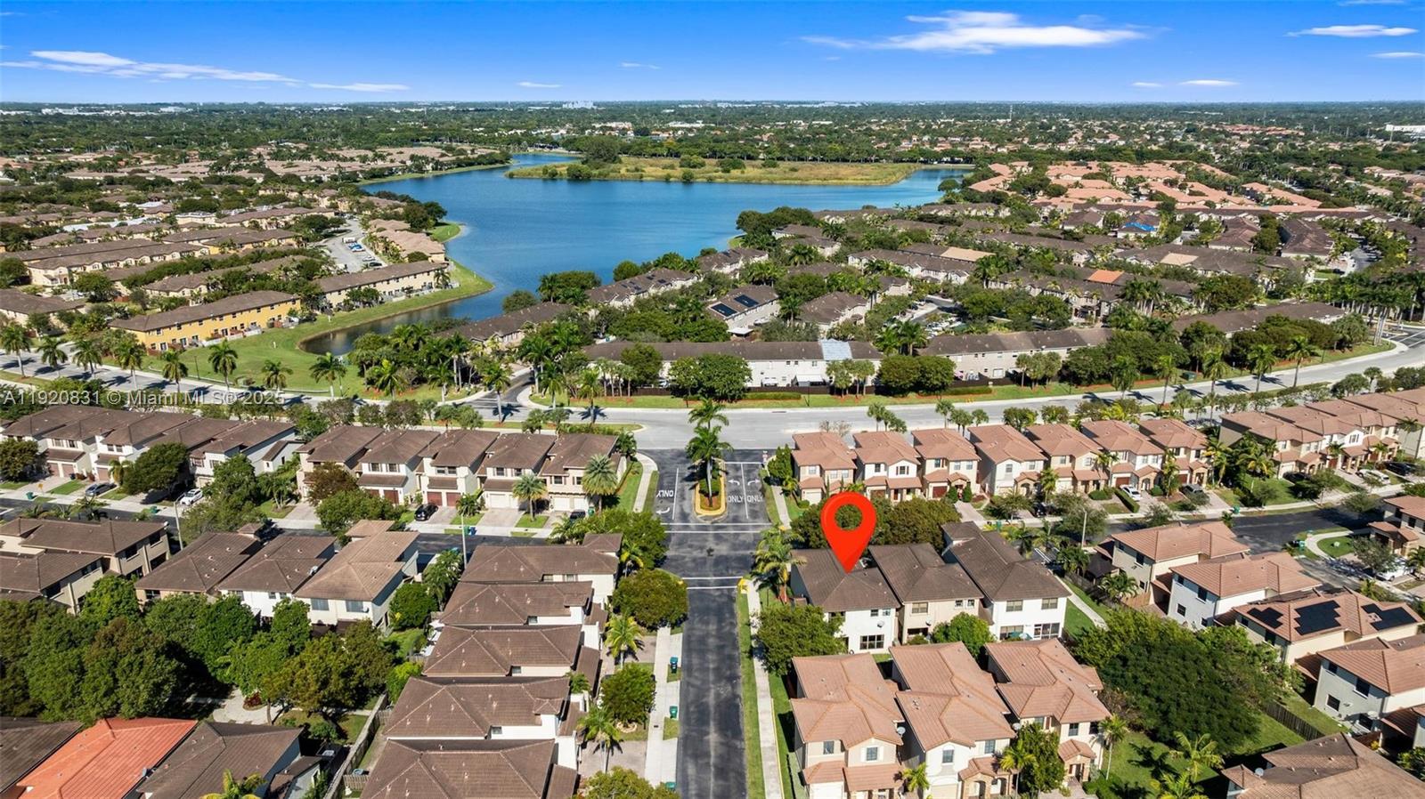 TRELLIS AT BAYSHORE - Residential