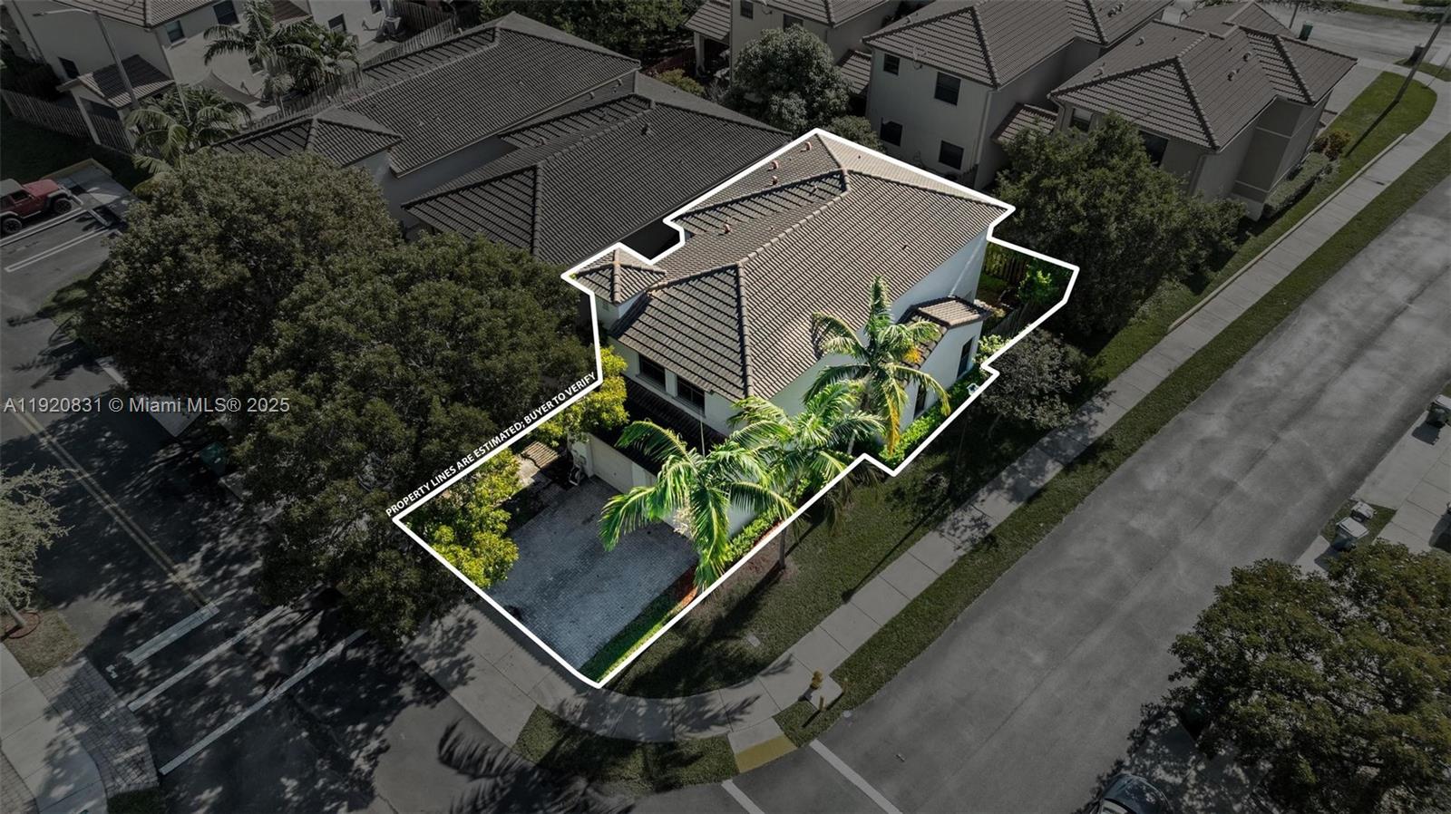 TRELLIS AT BAYSHORE - Residential