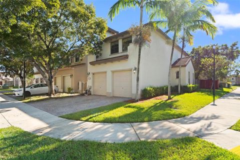 8934 SW 227th Ter Cutler Bay FL 33190