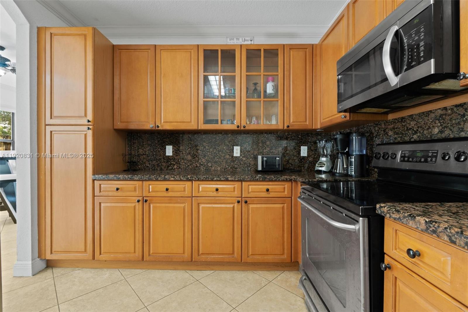 TRELLIS AT BAYSHORE - Residential