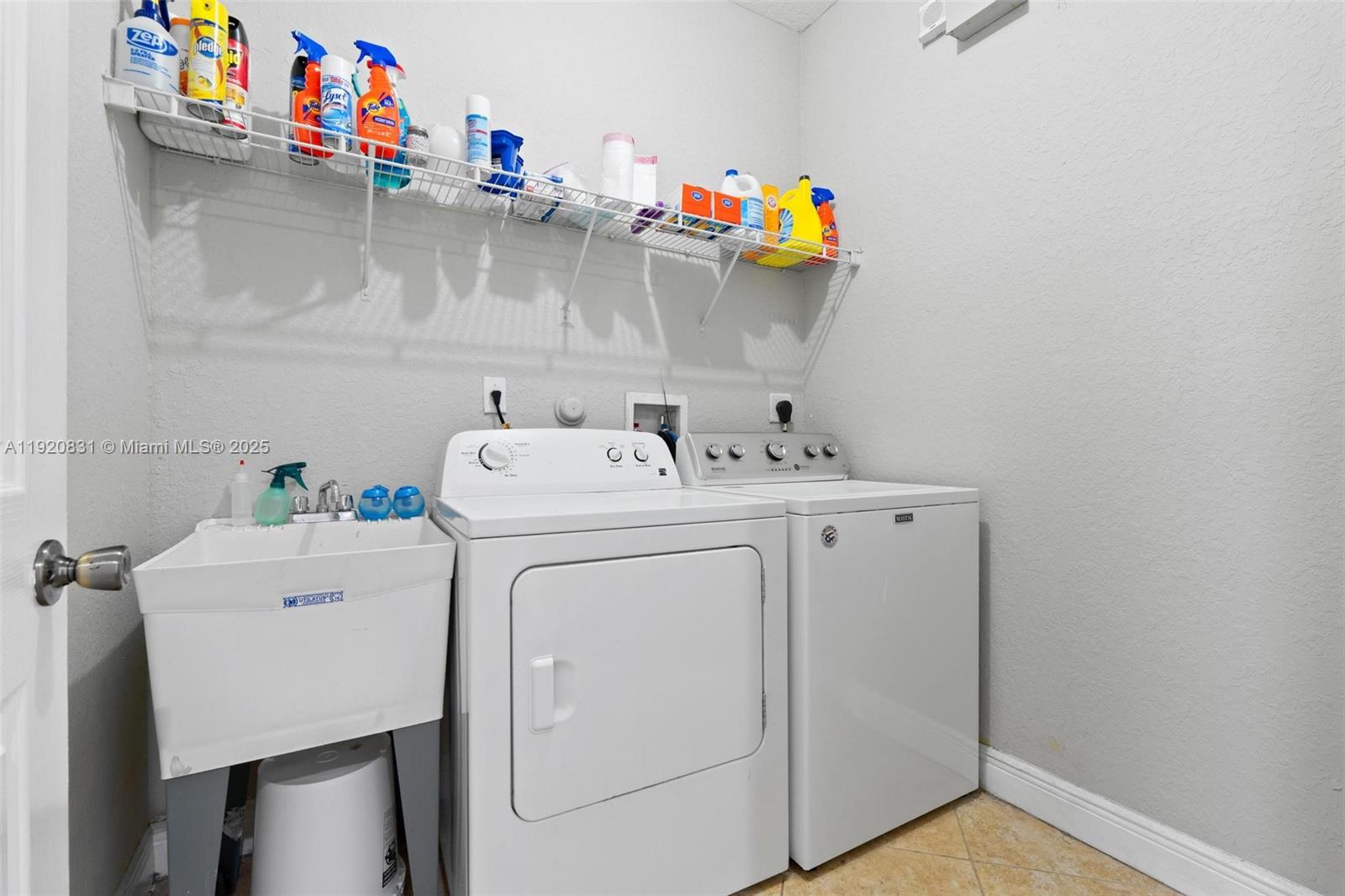 TRELLIS AT BAYSHORE - Residential