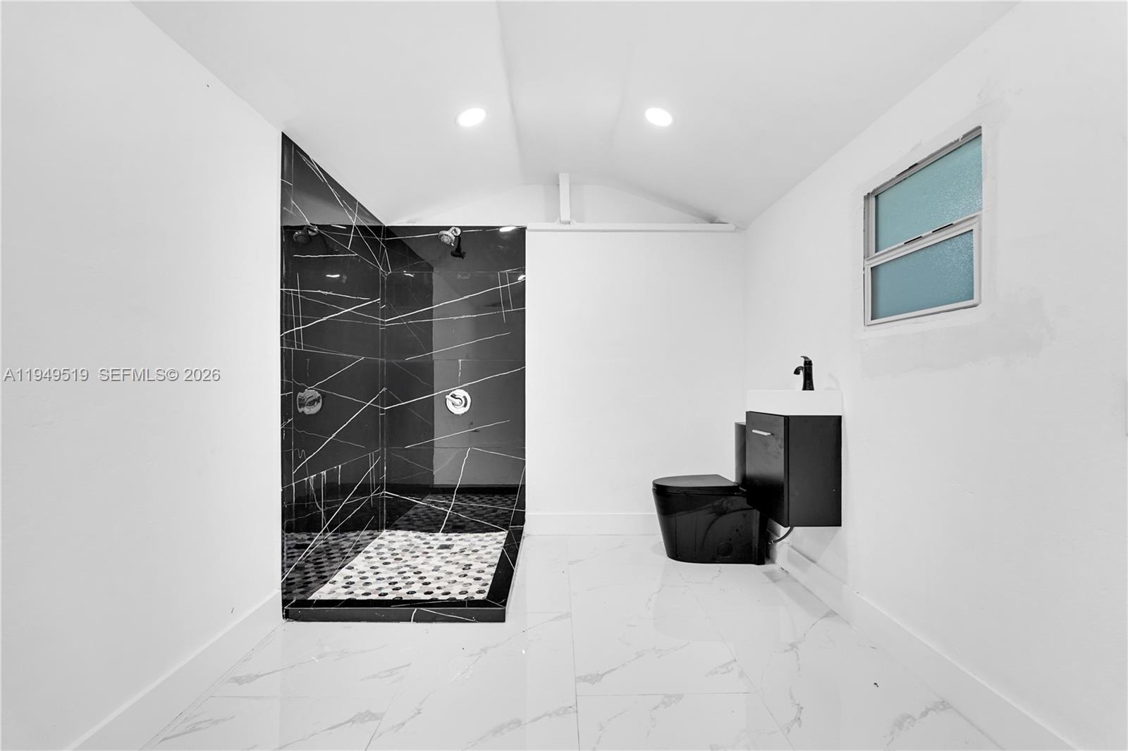 TRAIL PARK - Residential