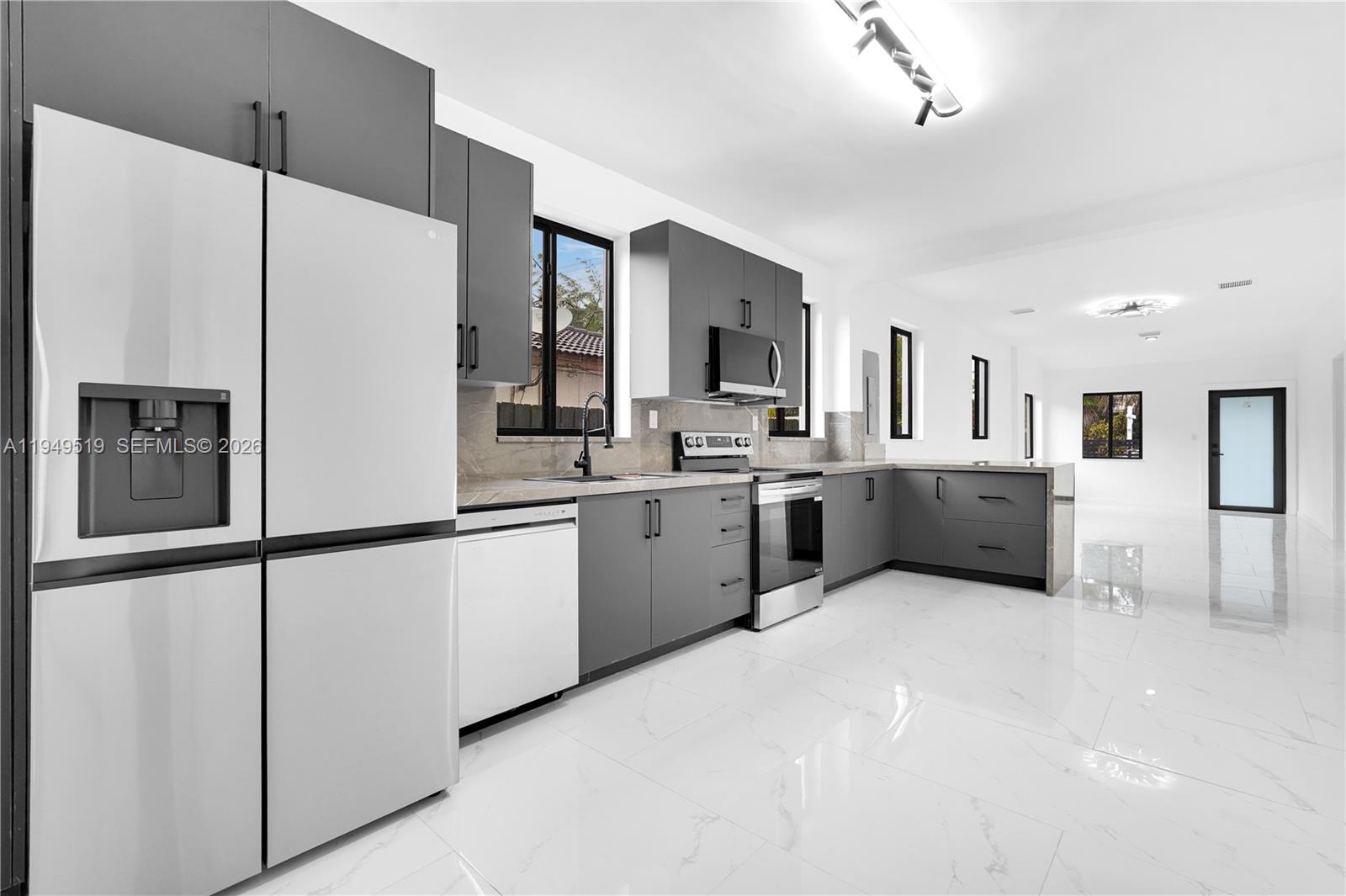 TRAIL PARK - Residential