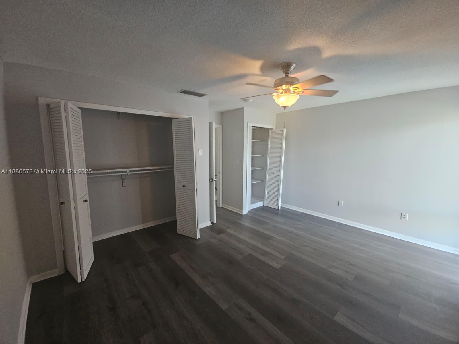 COUNTRY CLUB OF MIAMI CON - Residential