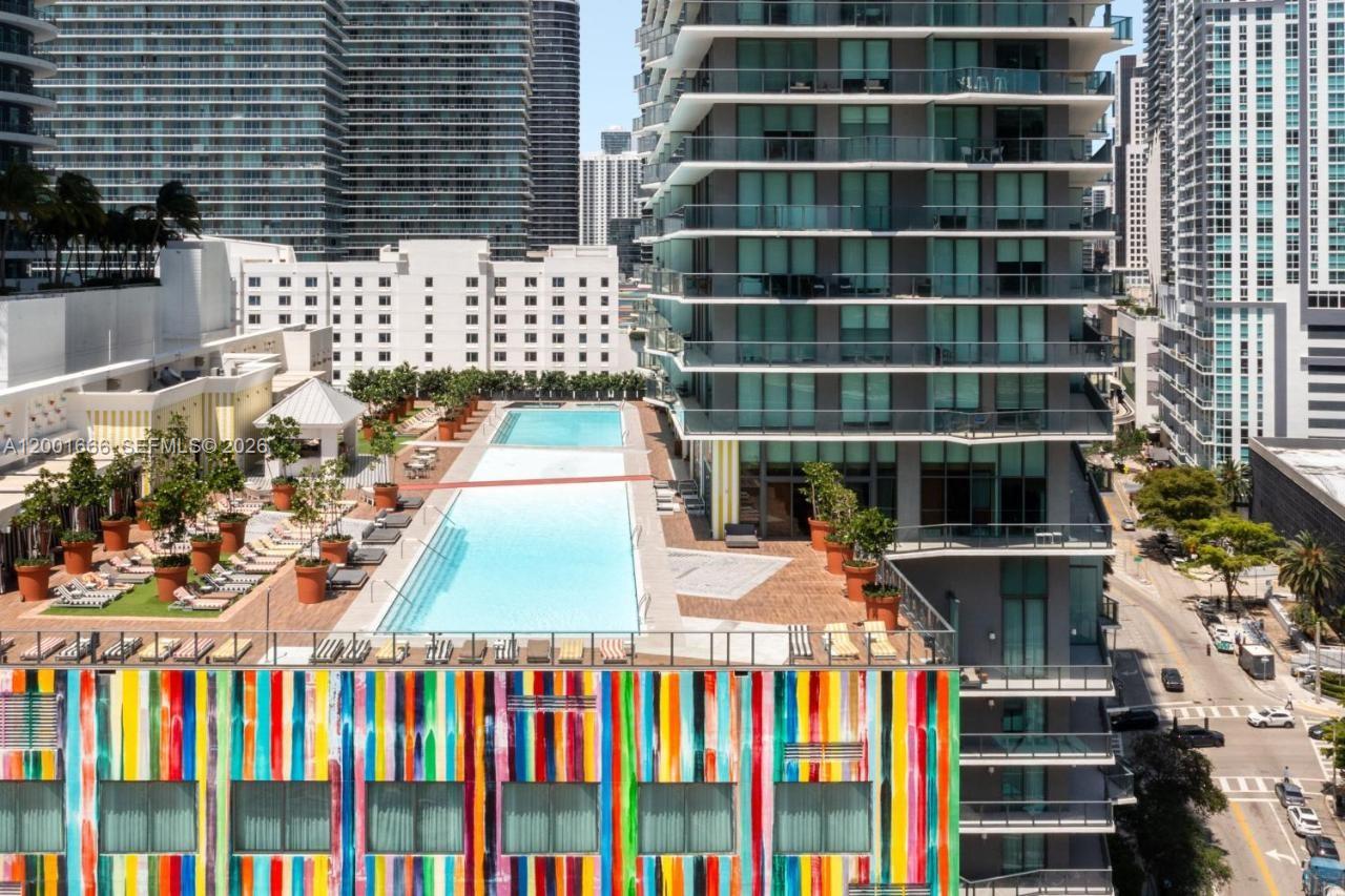 1300 S MIAMI AVENUE CONDO - Residential