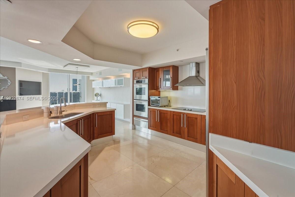 THE PENINSULA II CONDO - Residential
