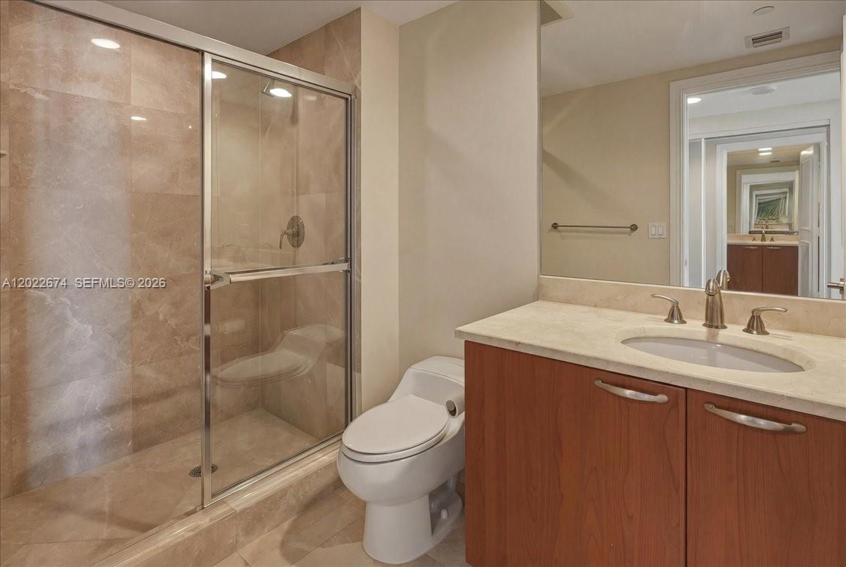 THE PENINSULA II CONDO - Residential