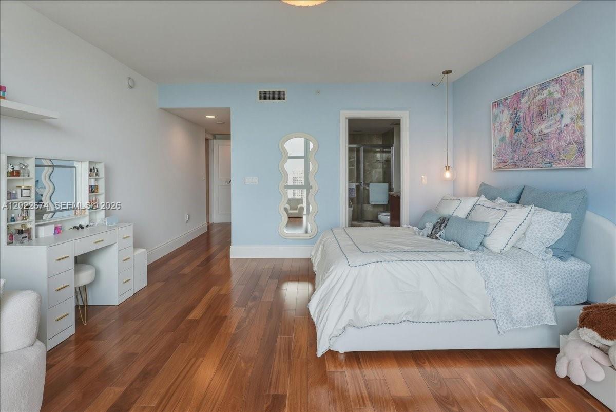 THE PENINSULA II CONDO - Residential