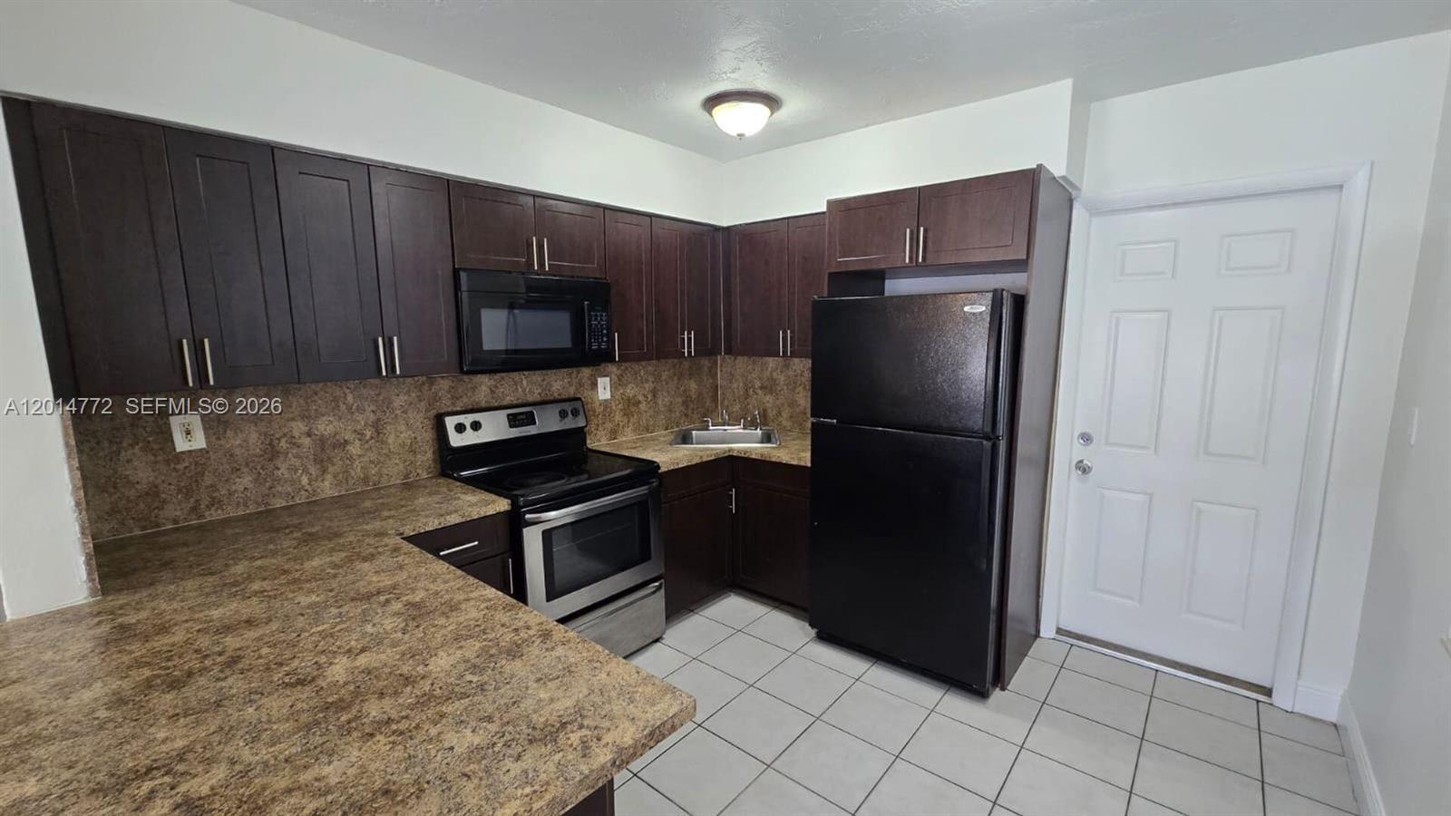 SUN LAND PARK - Residential Income