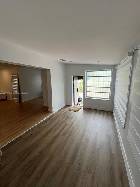 Photo of 511 NW 39th Ave, Miami, FL 33126 (MLS # A11892368)