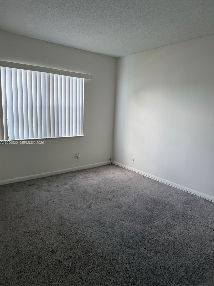 SANTA MARGARITA TOWNHOUSE - Residential Lease