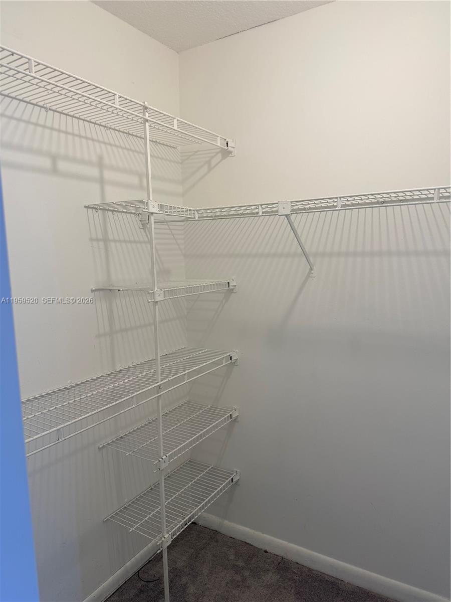 SANTA MARGARITA TOWNHOUSE - Residential Lease