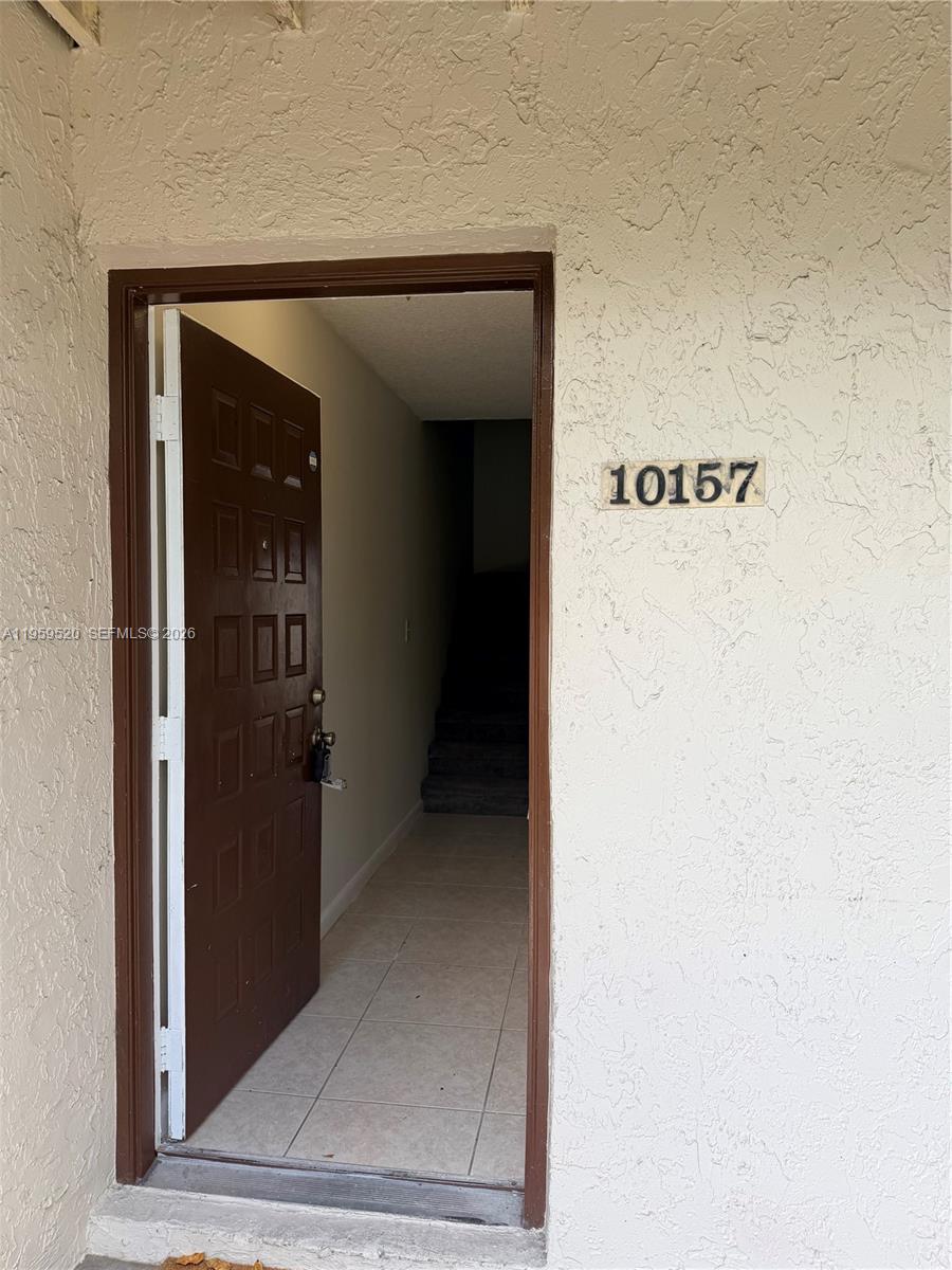 SANTA MARGARITA TOWNHOUSE - Residential Lease