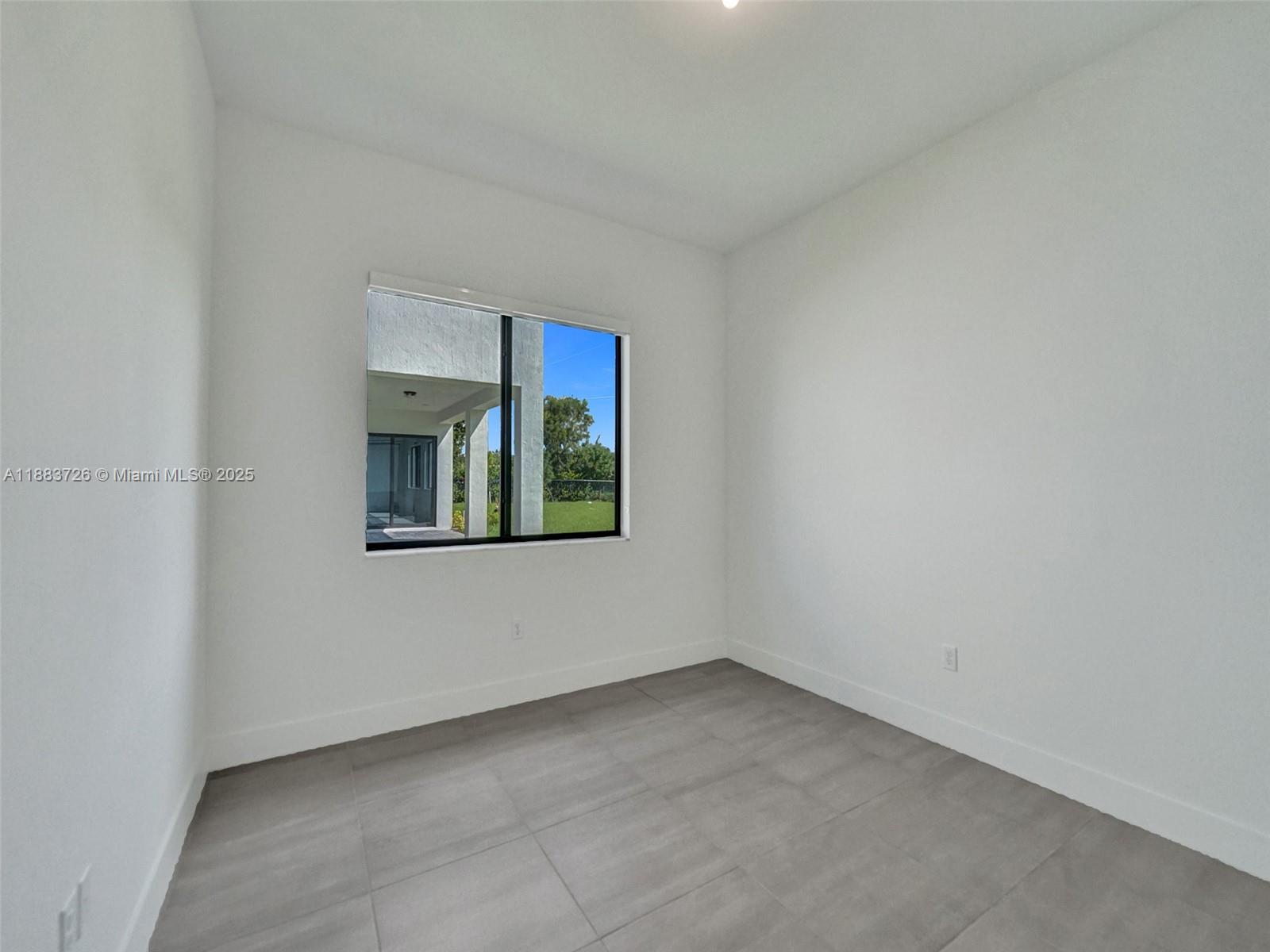 KINGFISHER RESERVE - Residential Lease