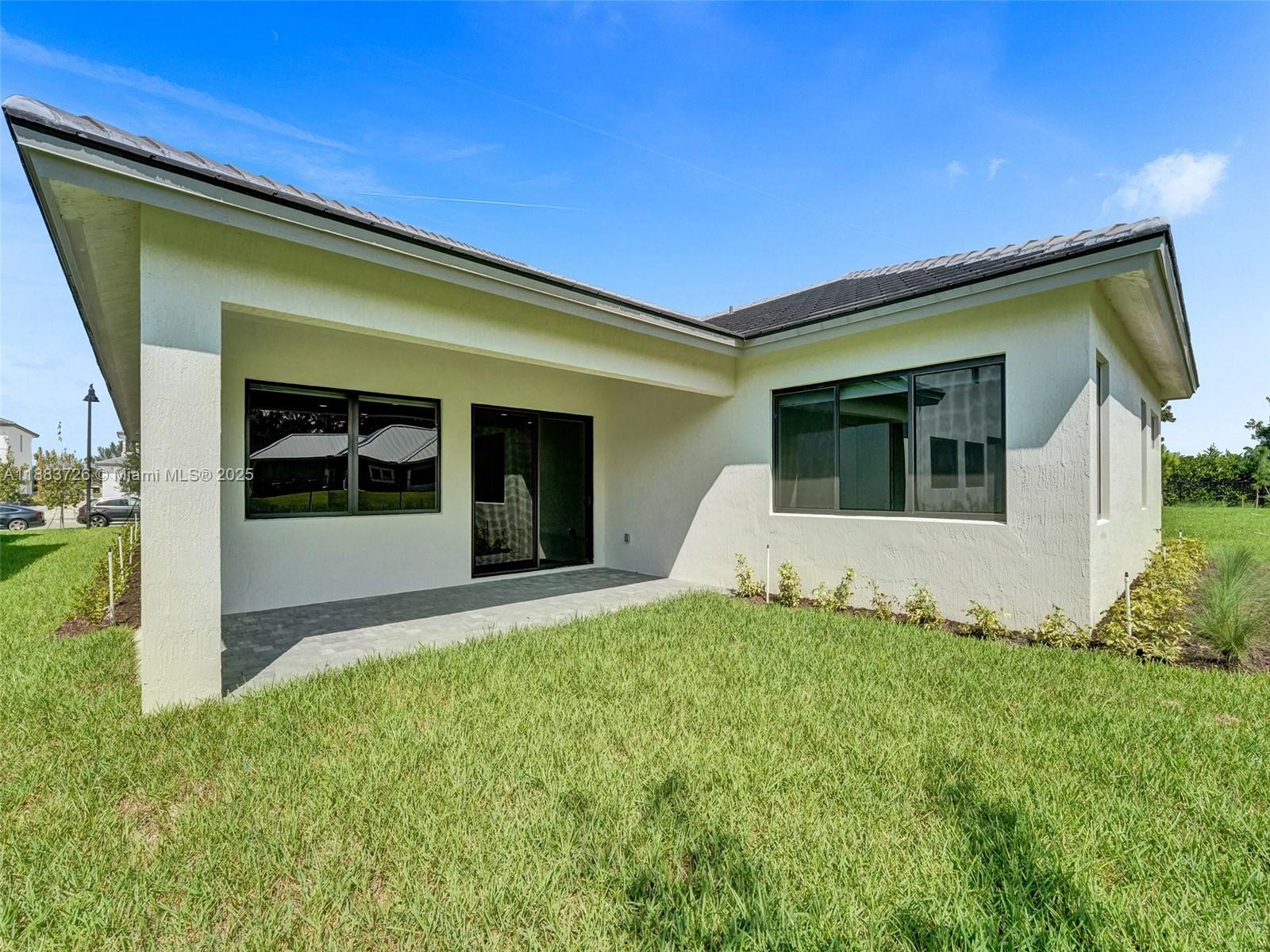 KINGFISHER RESERVE - Residential Lease
