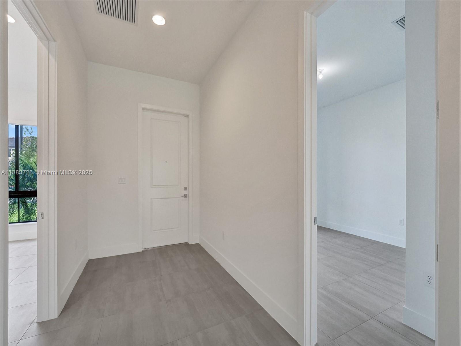 KINGFISHER RESERVE - Residential Lease