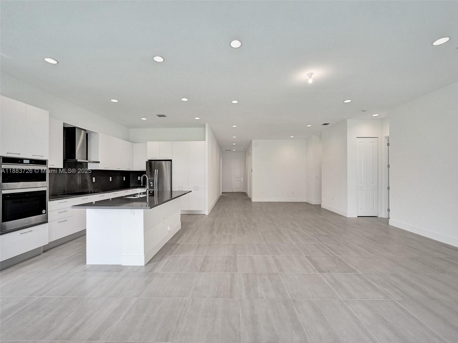 KINGFISHER RESERVE - Residential Lease