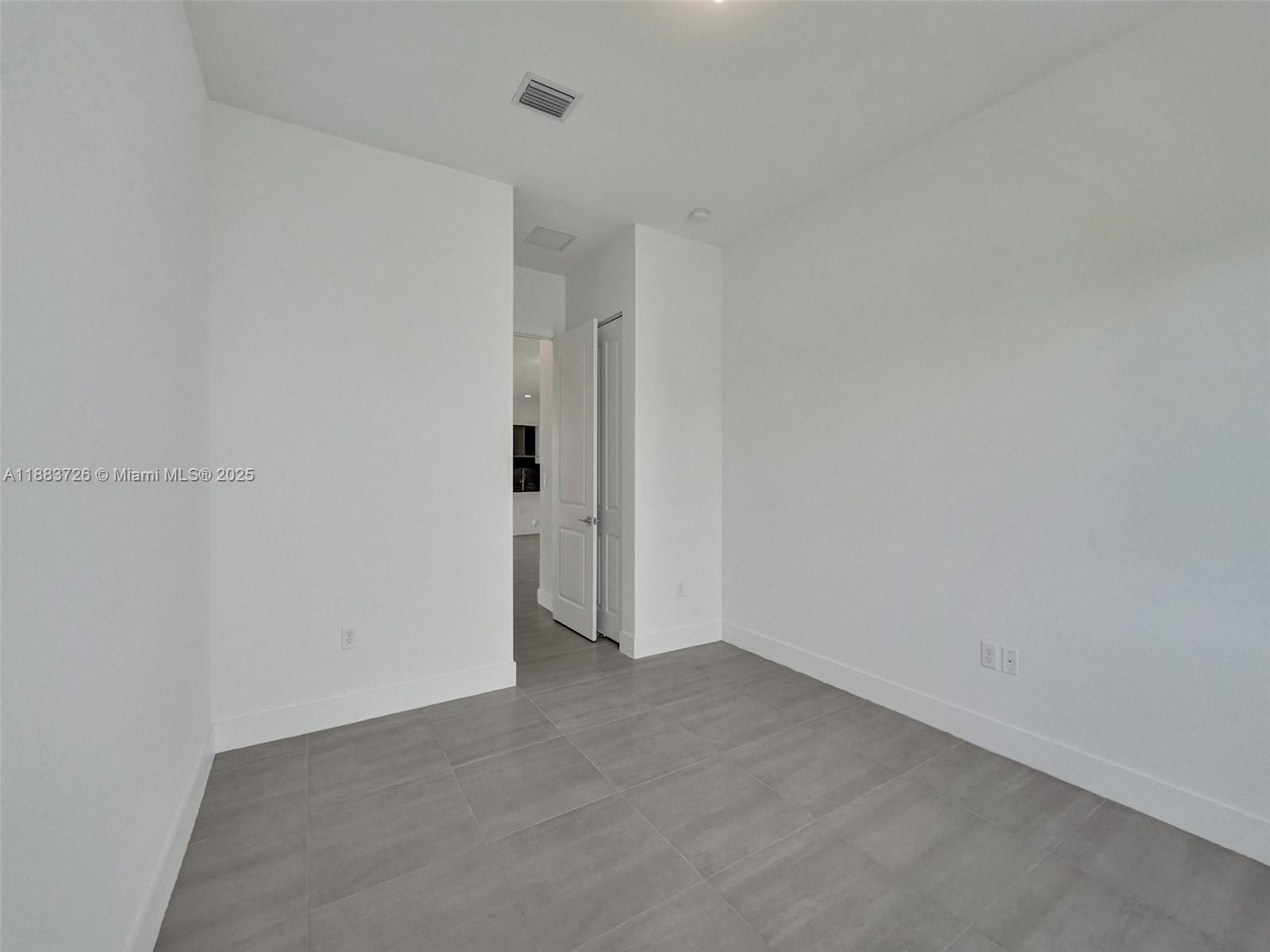 KINGFISHER RESERVE - Residential Lease