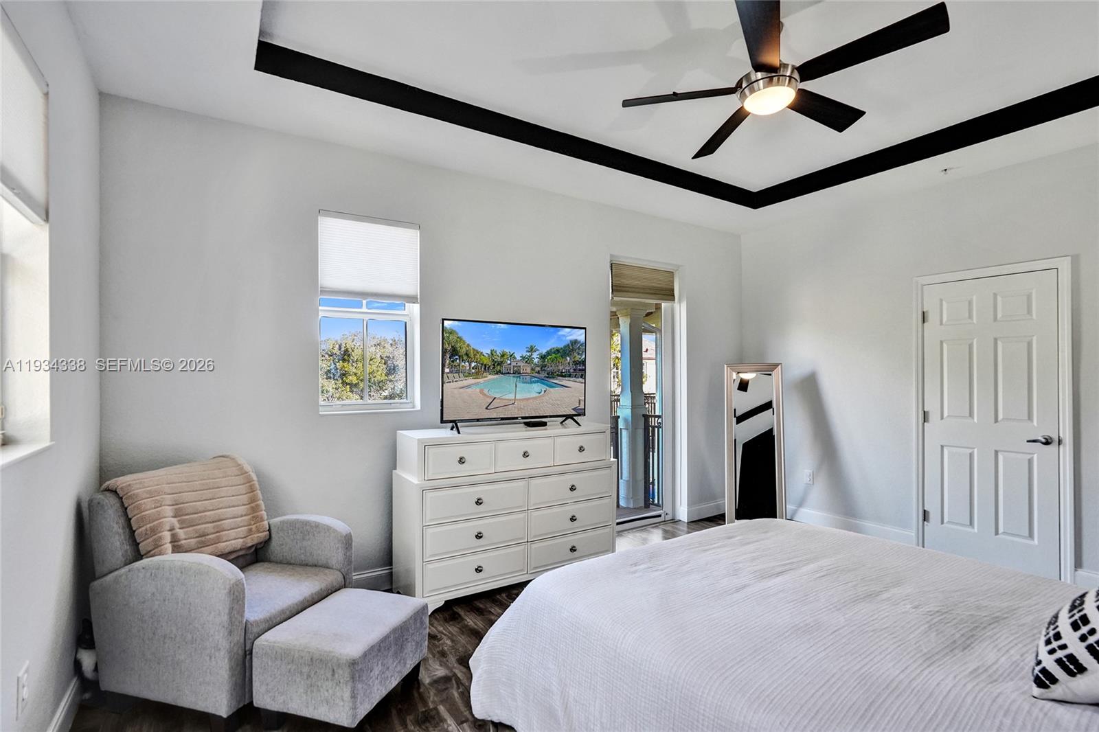 PALOMA LAKES - Residential