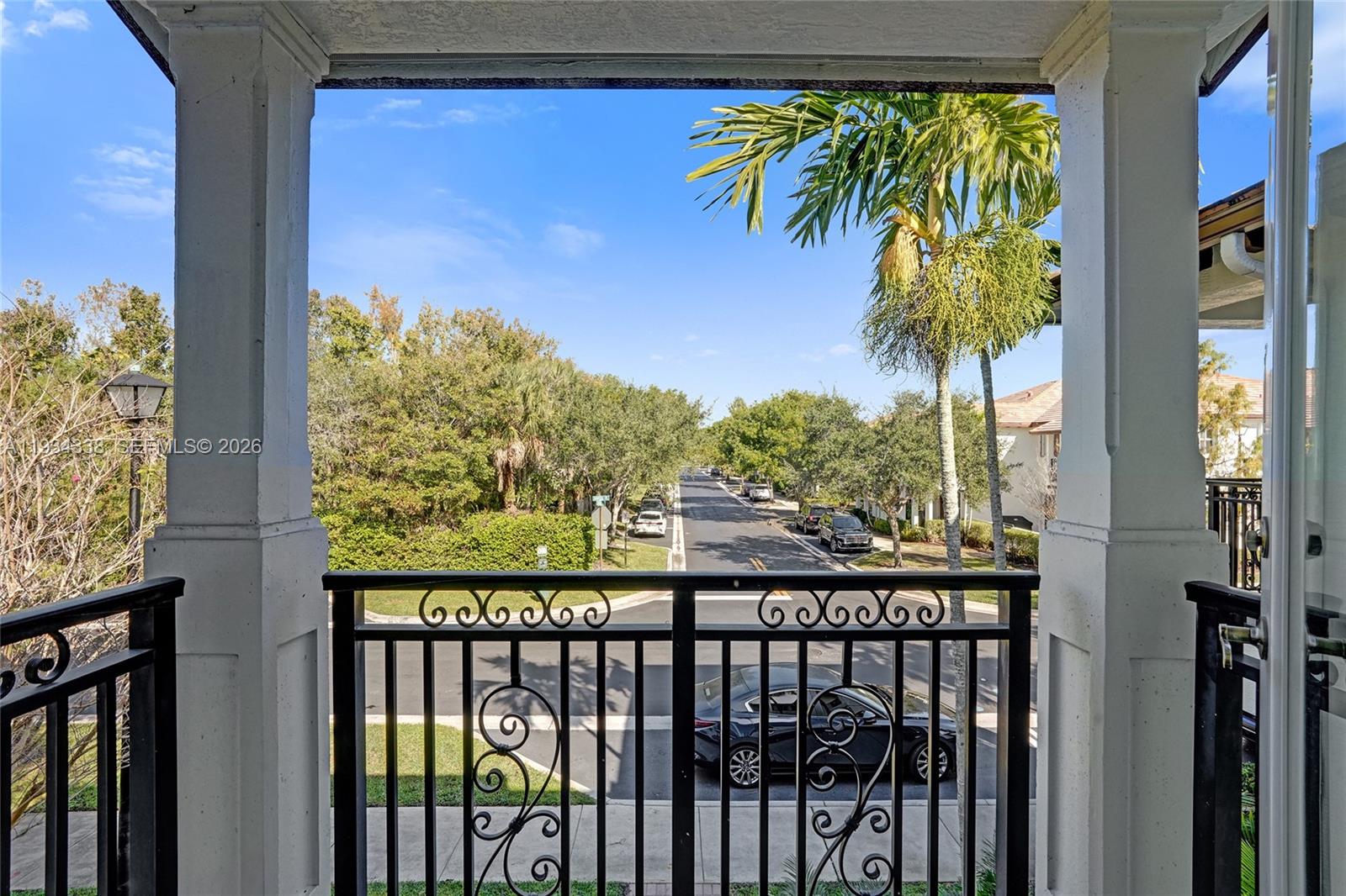 PALOMA LAKES - Residential