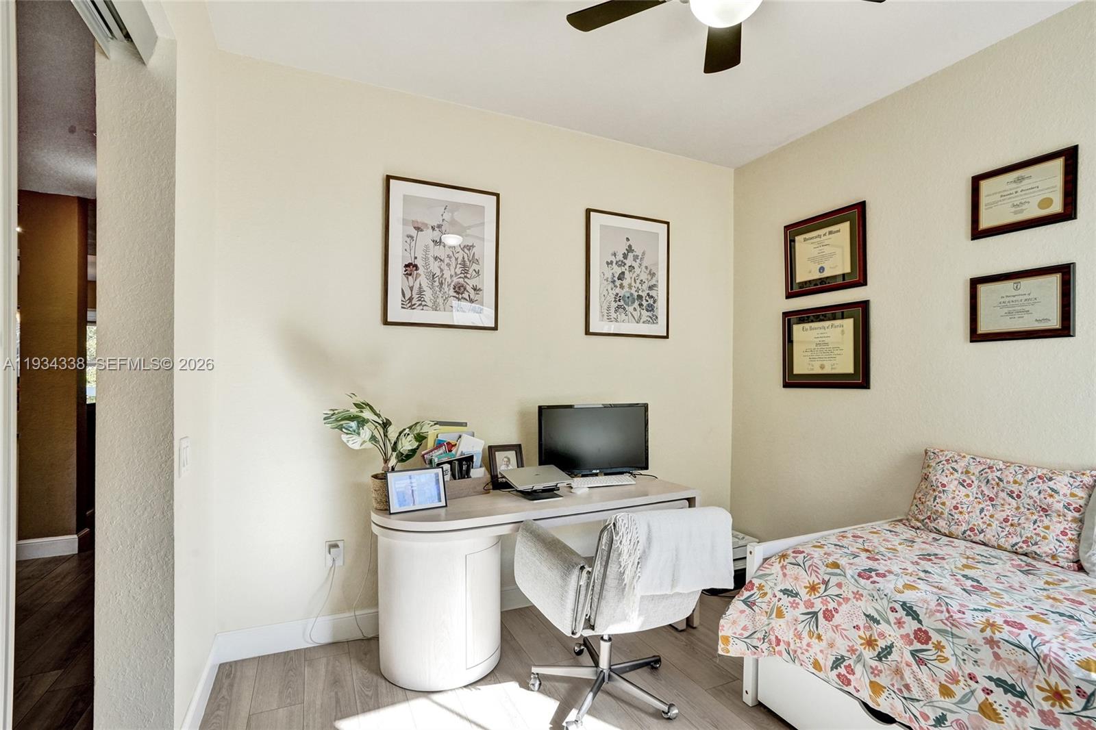 PALOMA LAKES - Residential