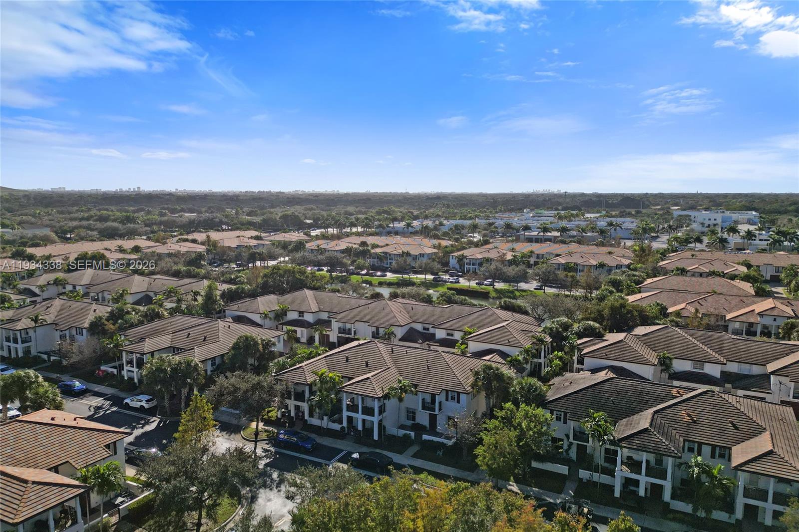 PALOMA LAKES - Residential