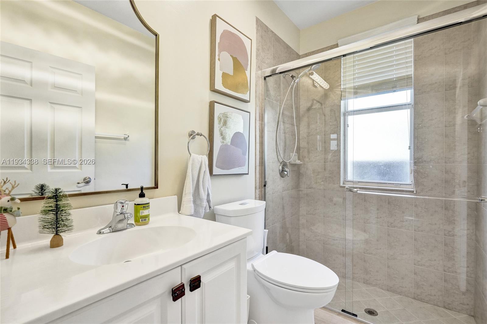 PALOMA LAKES - Residential