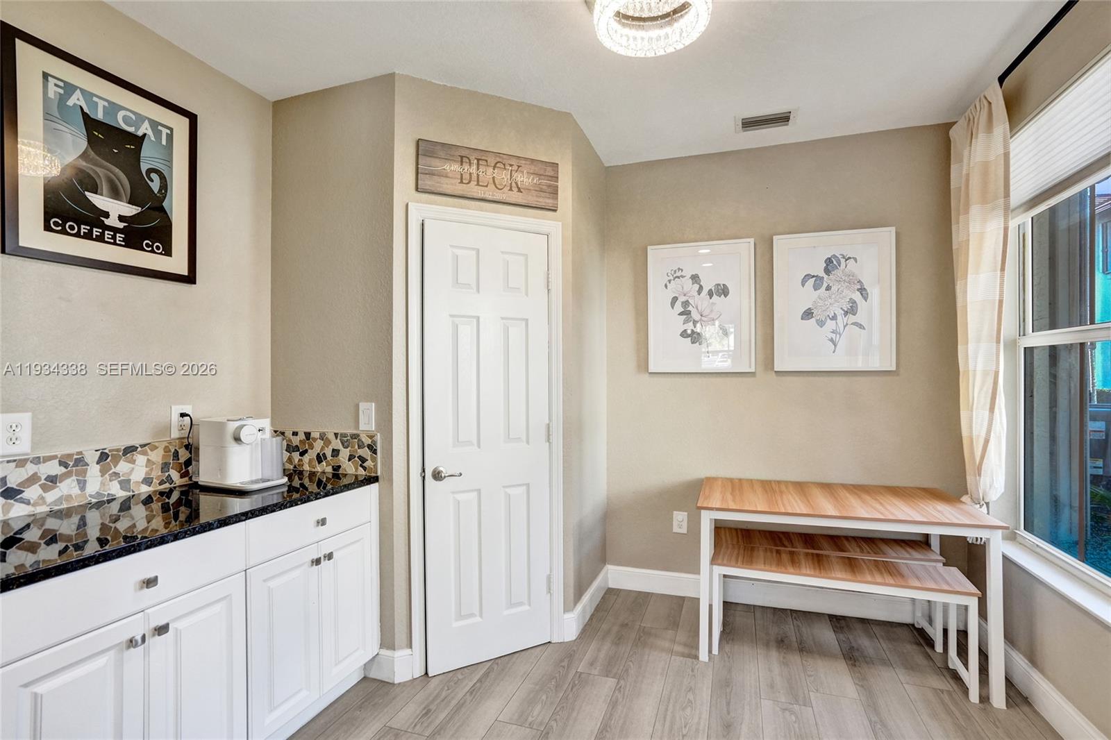 PALOMA LAKES - Residential