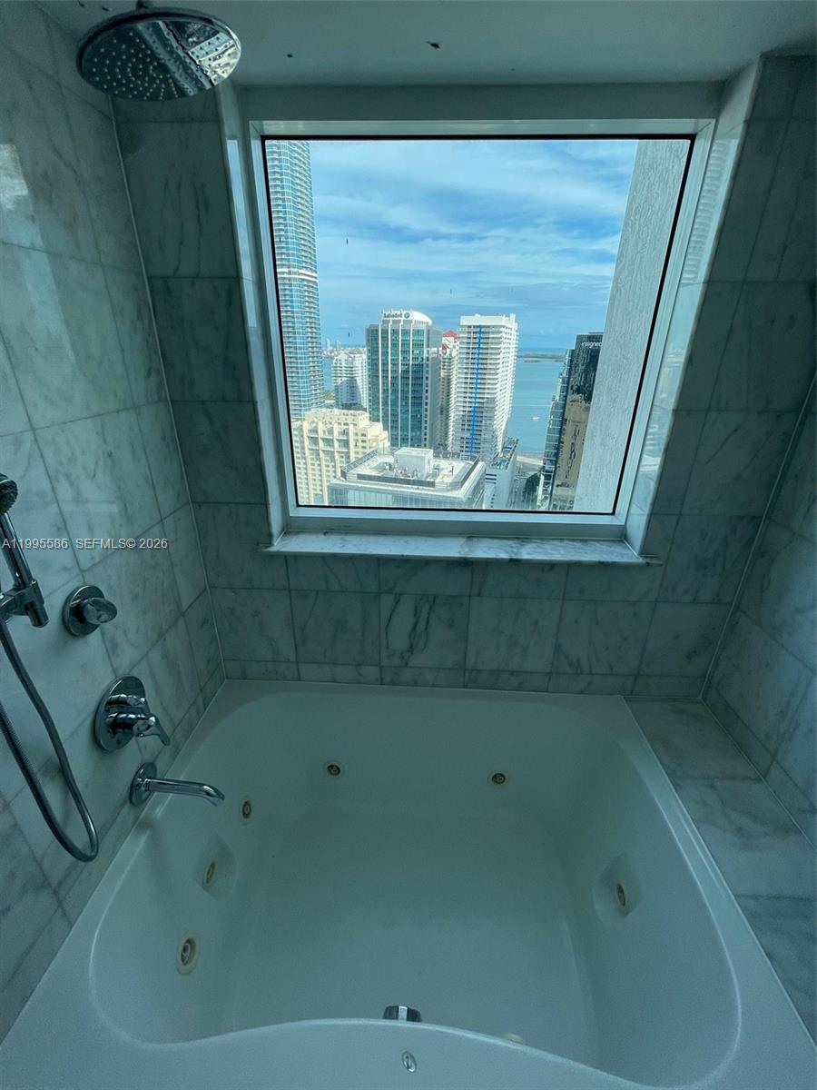 VUE AT BRICKELL CONDO - Residential
