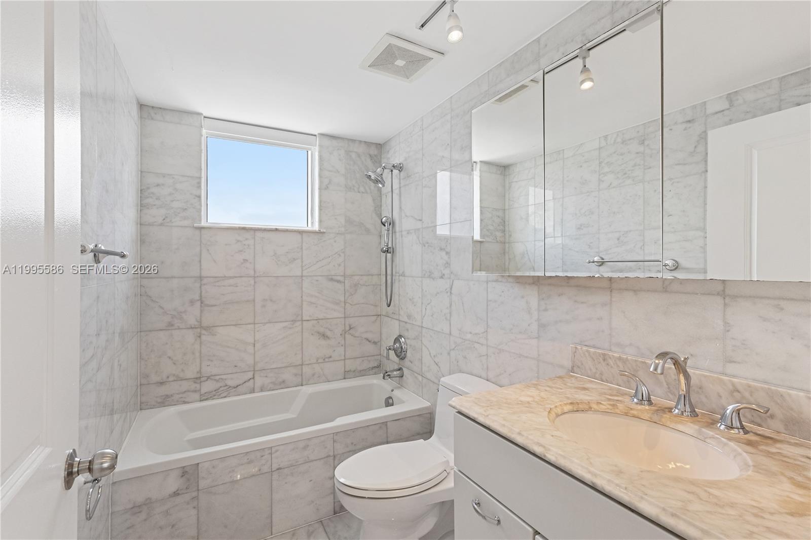 VUE AT BRICKELL CONDO - Residential