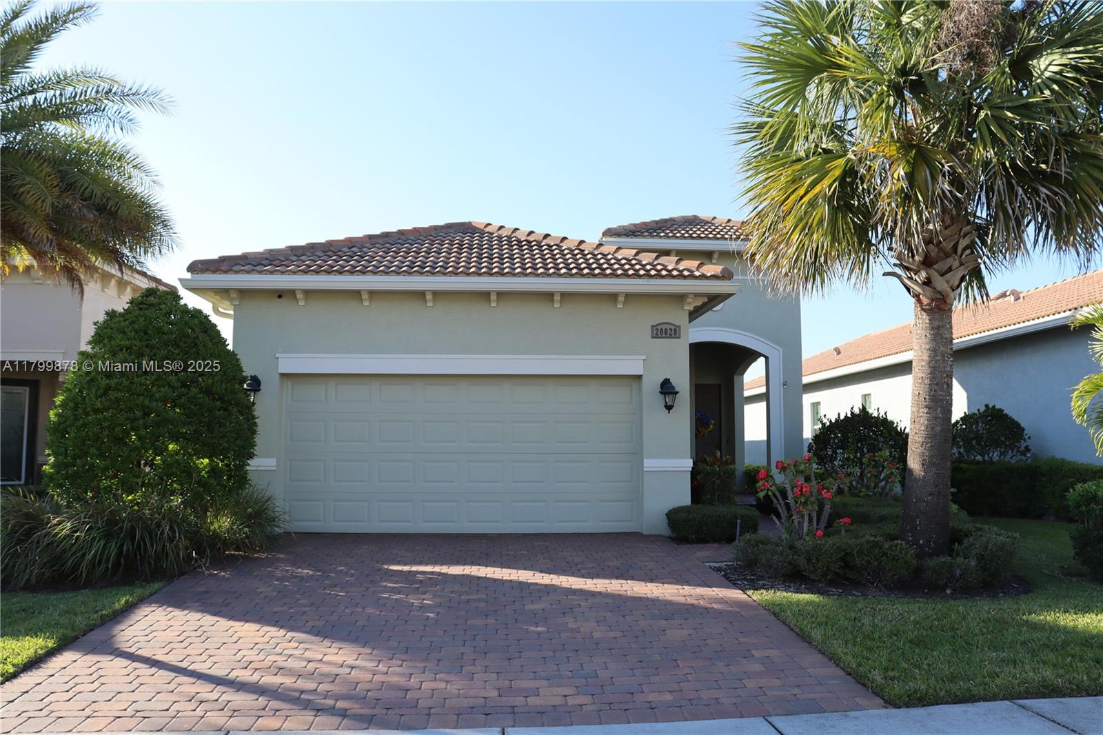 20028 SW Caserta Way, Port St. Lucie, FL, 34986/$474,000 1 20028 SW Caserta Way