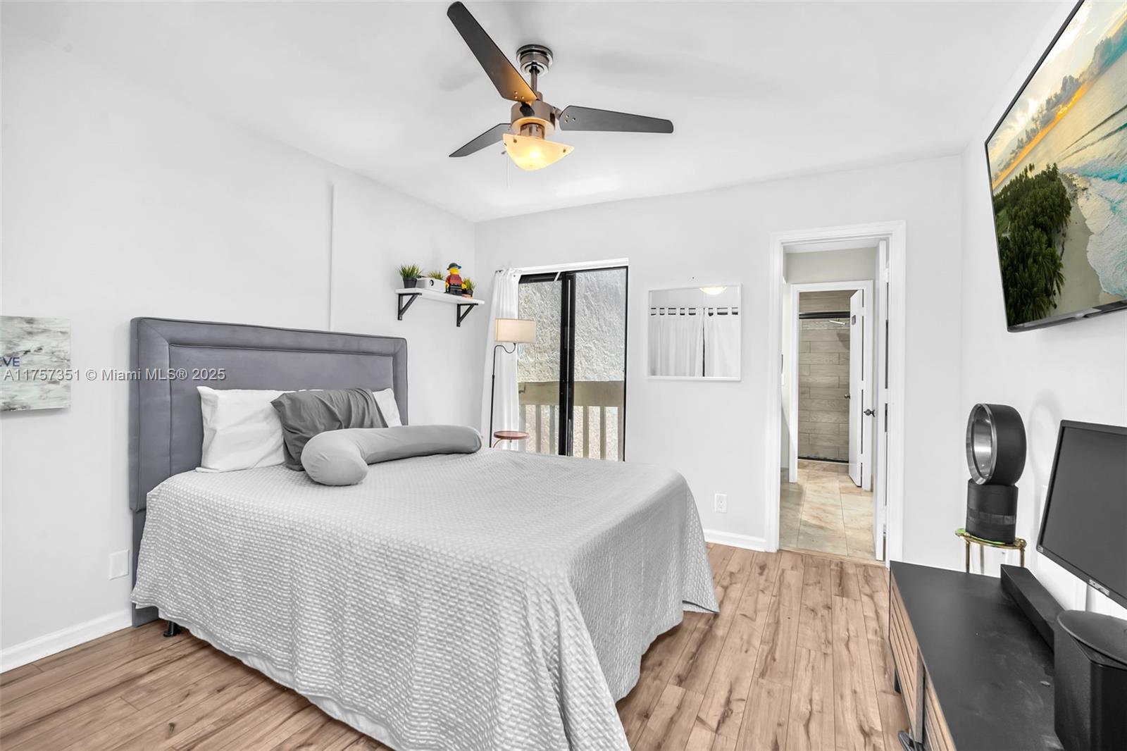 IRONWEDGE SEC II - Residential