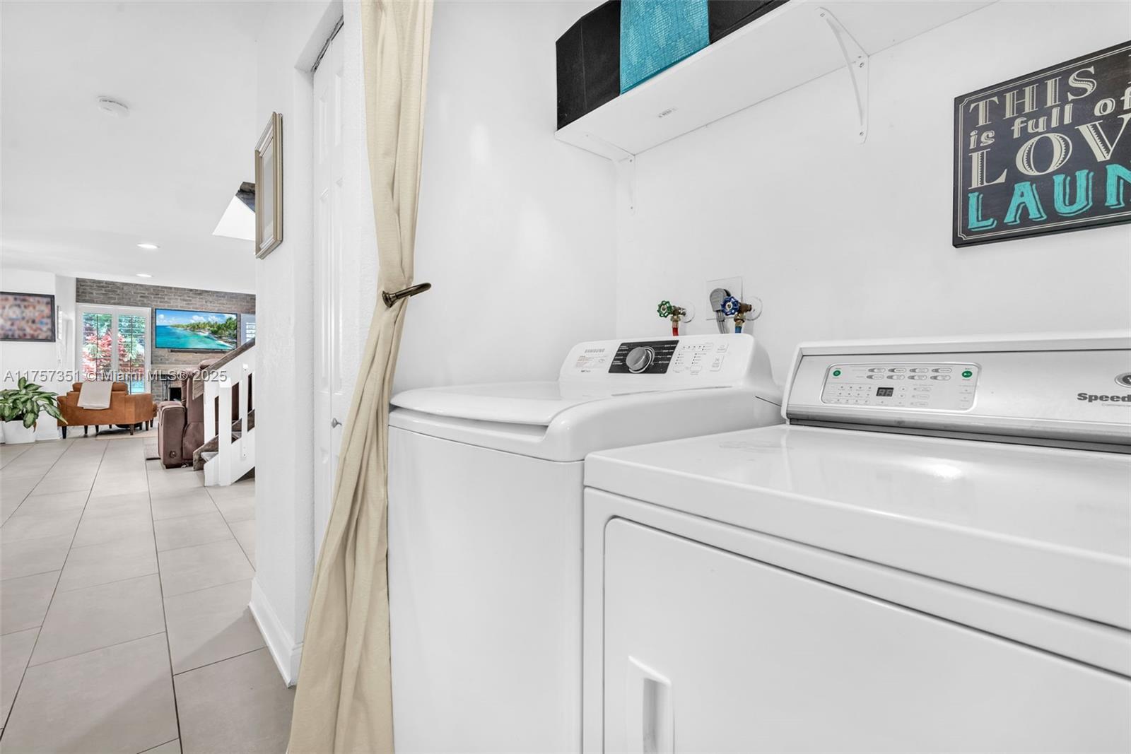 IRONWEDGE SEC II - Residential