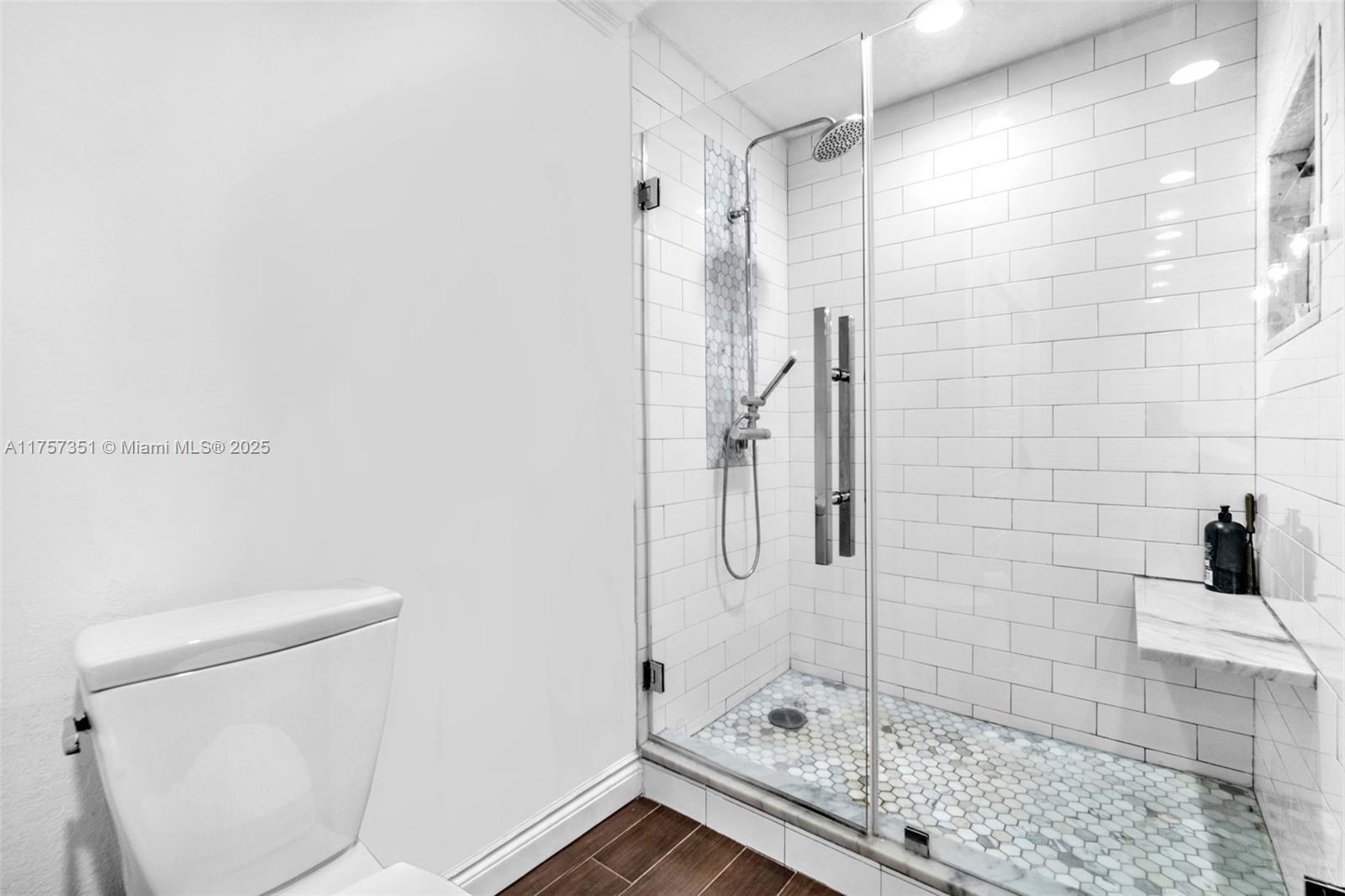 IRONWEDGE SEC II - Residential