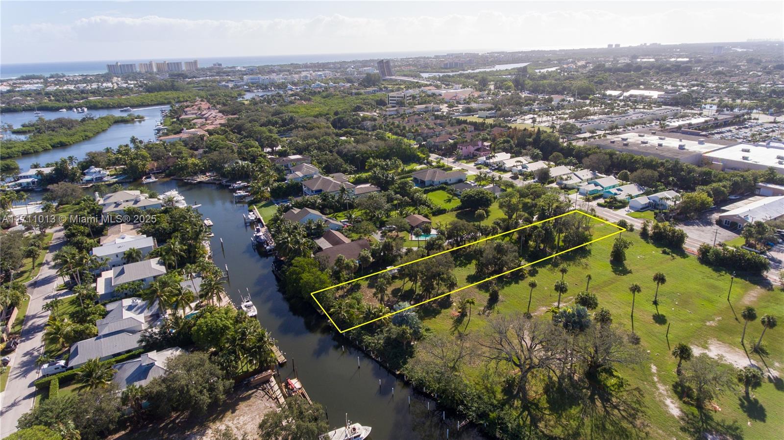 Sawfish Bay - Land