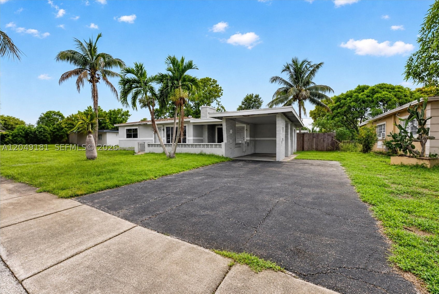 649 W Evanston Cir, Fort Lauderdale FL 33312
