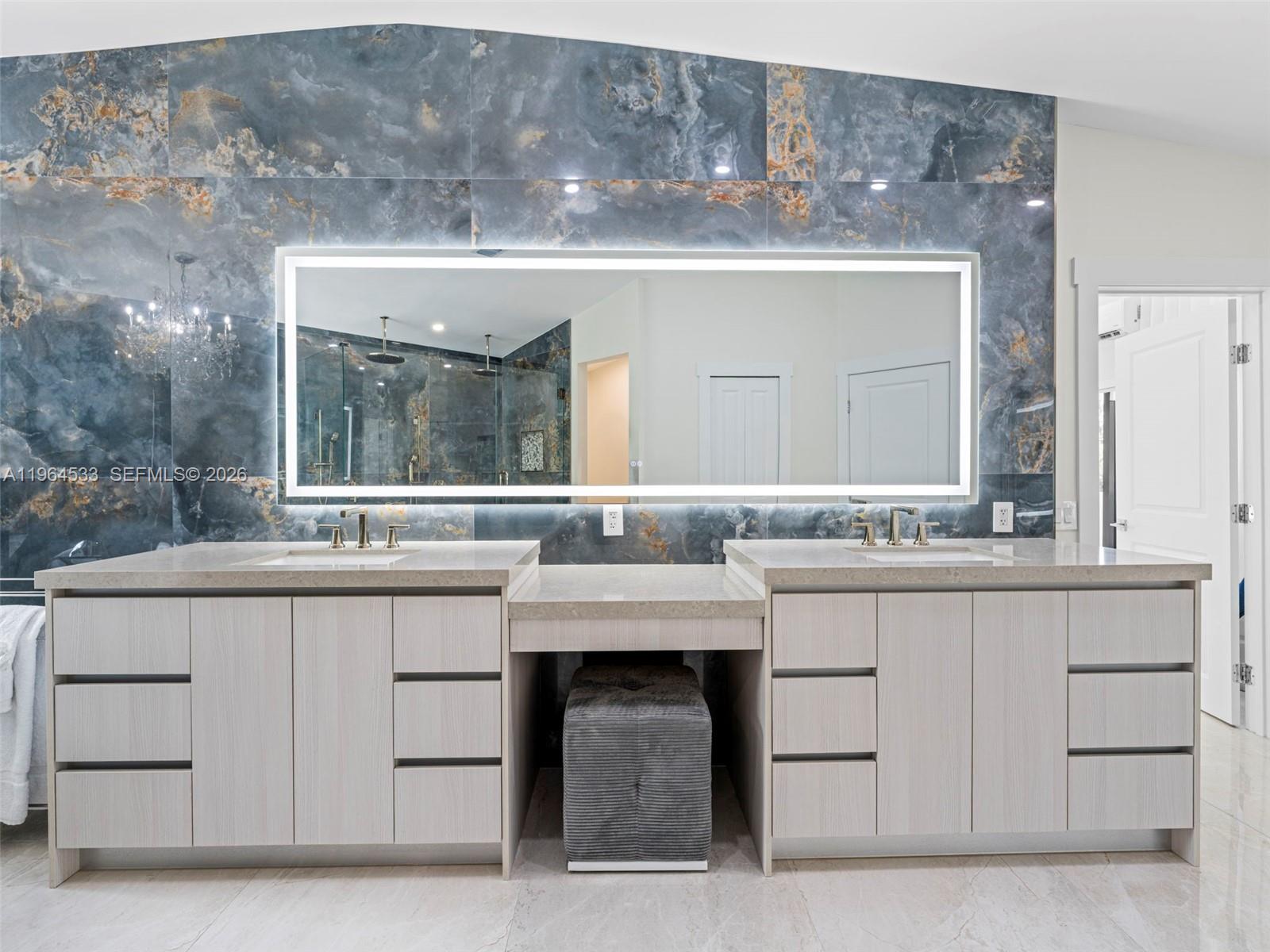 BEACH VIEW ADDN - Residential