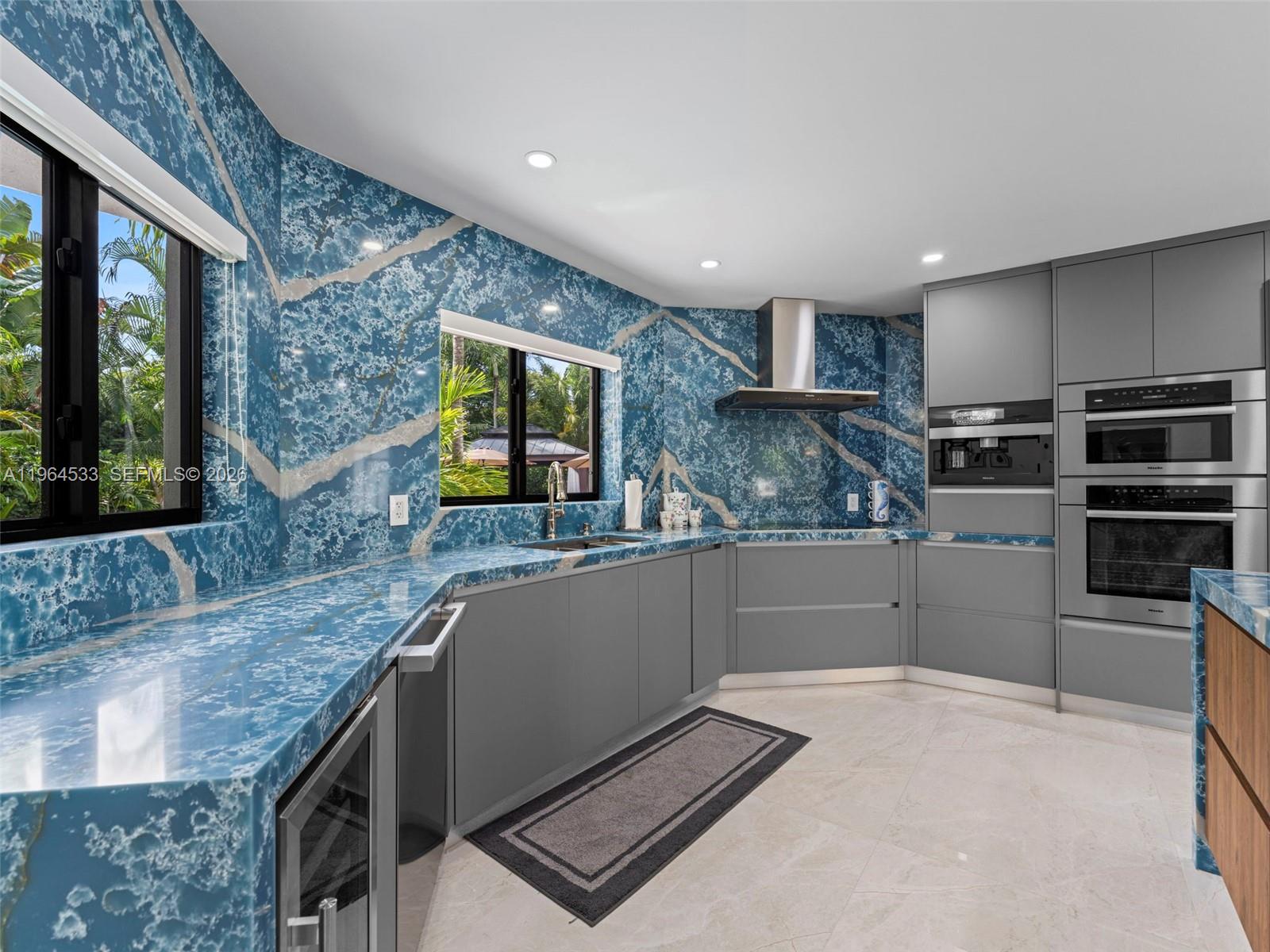 BEACH VIEW ADDN - Residential