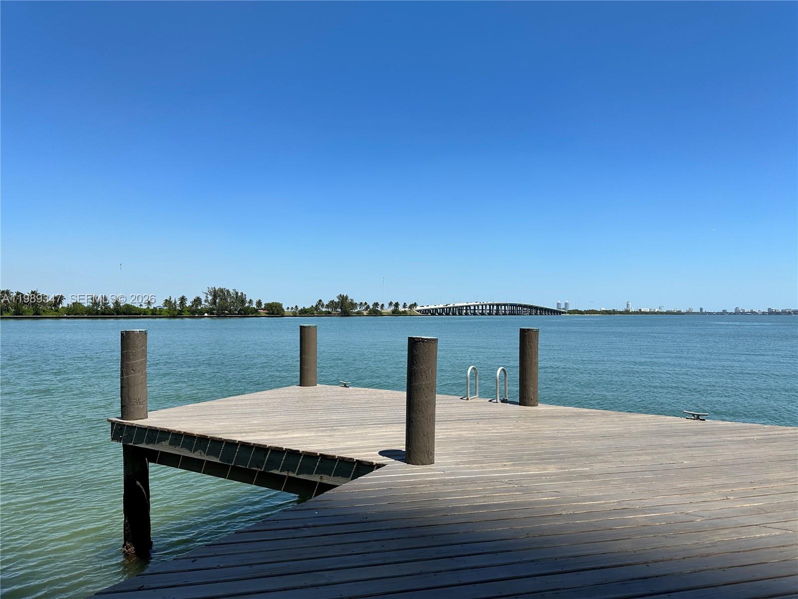 BAY PARK TOWERS CONDO - Residential