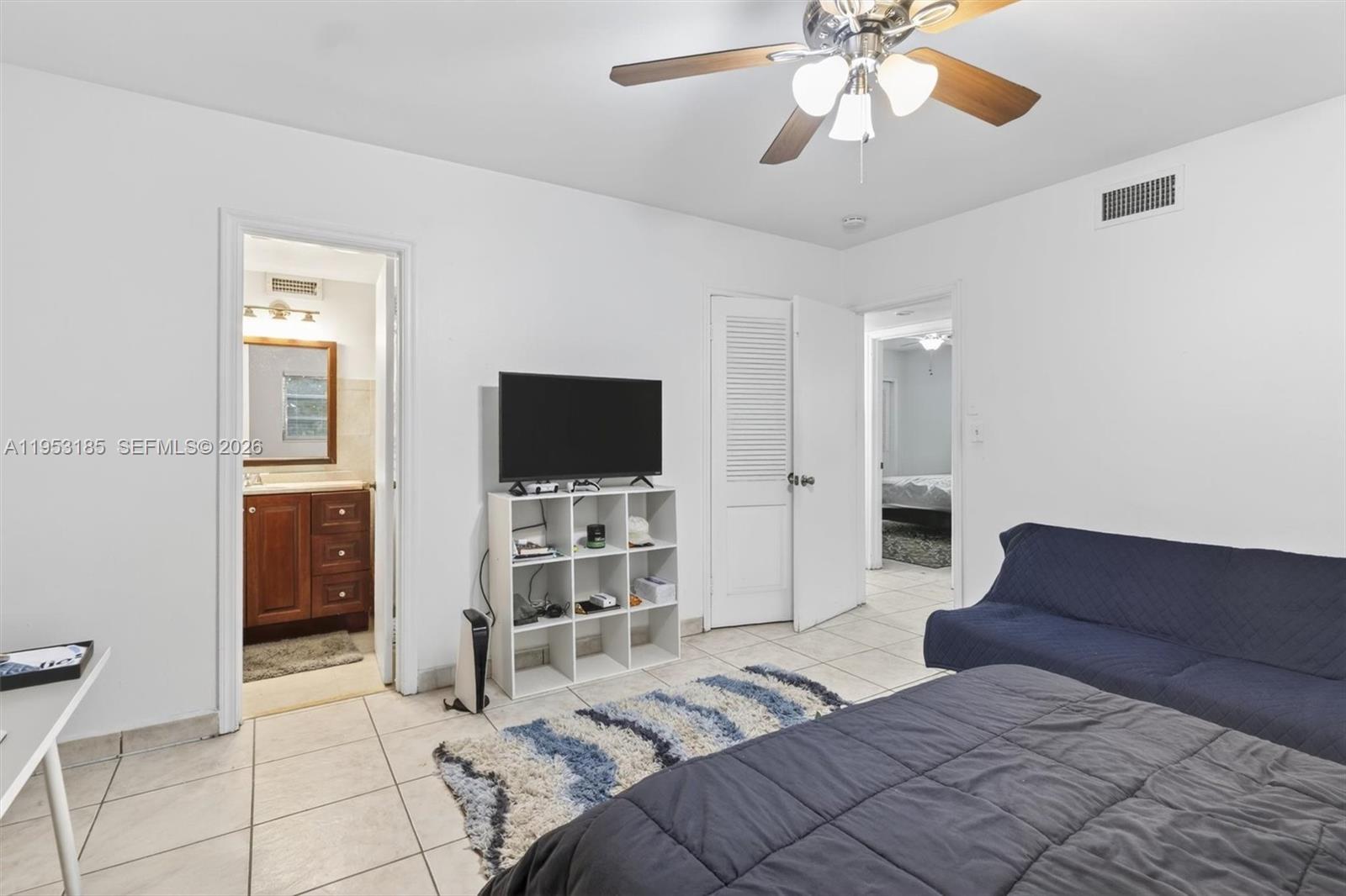 CORAL GABLES RIVIERA SEC - Residential Income