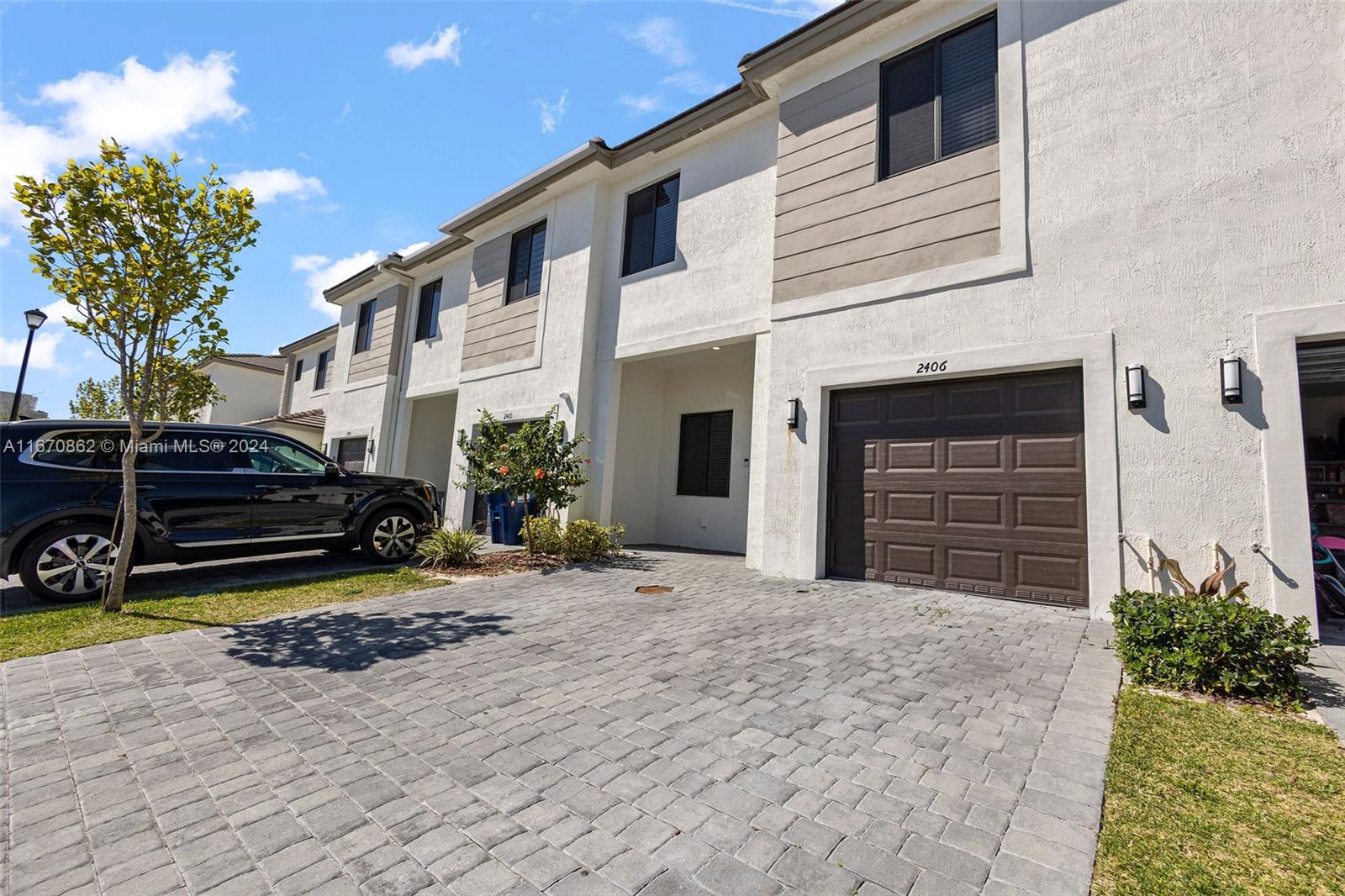 DEVCO VILLAS - Residential Lease