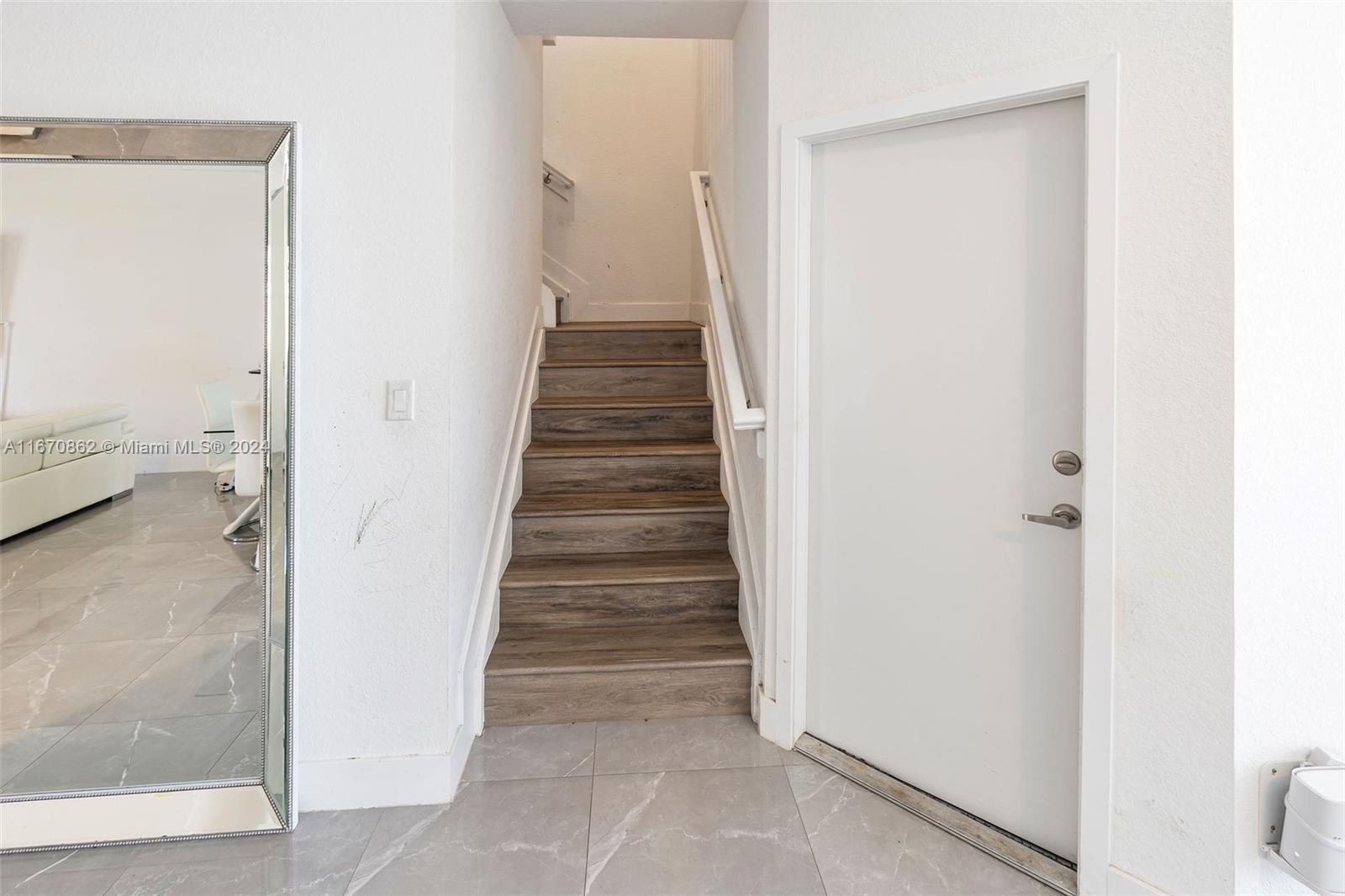 DEVCO VILLAS - Residential Lease