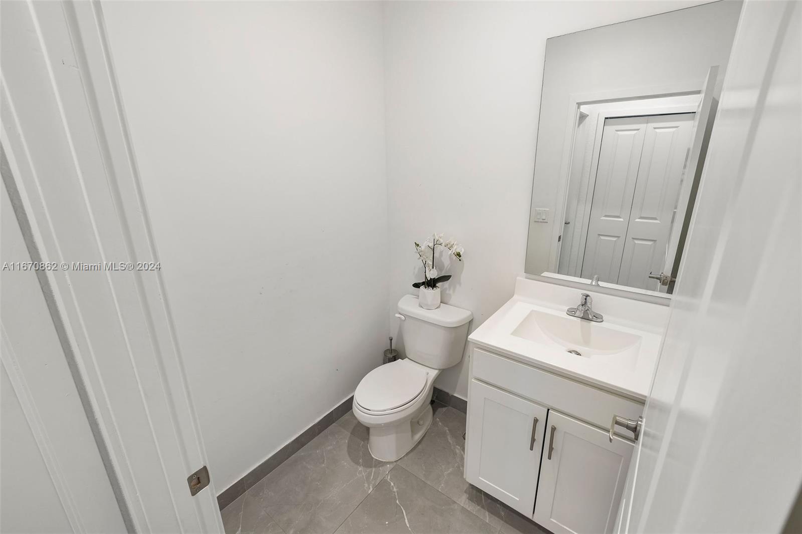 DEVCO VILLAS - Residential Lease