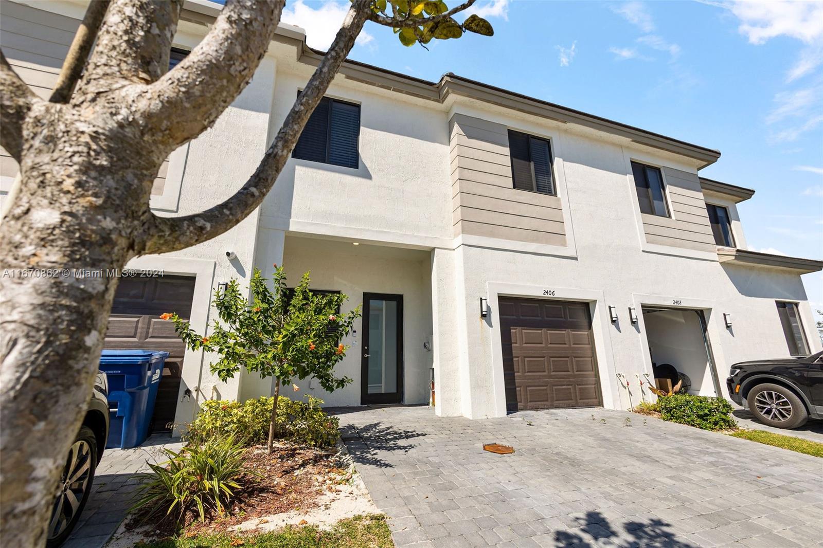 DEVCO VILLAS - Residential Lease
