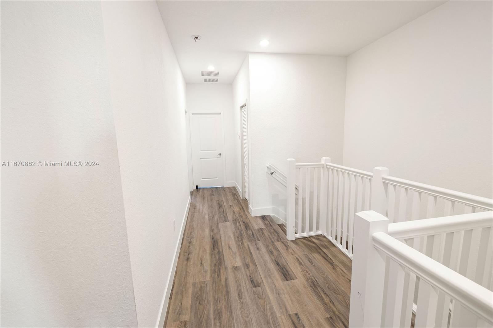 DEVCO VILLAS - Residential Lease