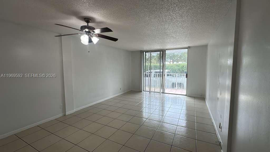 Photo of 500 Executive Center Dr #1C, West Palm Beach, FL 33401 (MLS # A11969592)