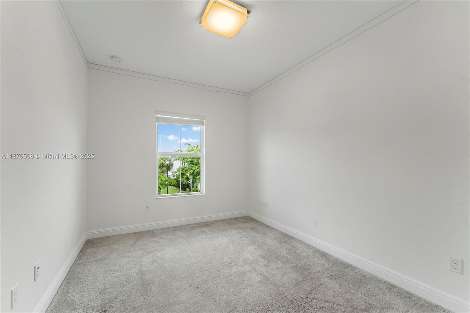 DEERFIELD CROSSING - Residential